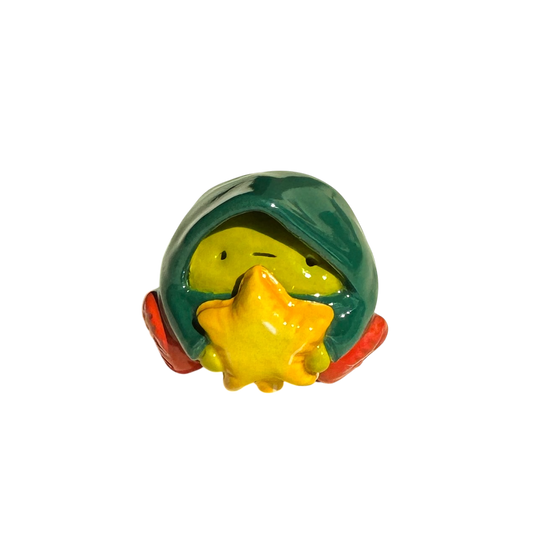 Pea in a Raincoat Star Balloon